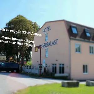 2* Hotel Wasserpalast - Breakfast For Free!!!