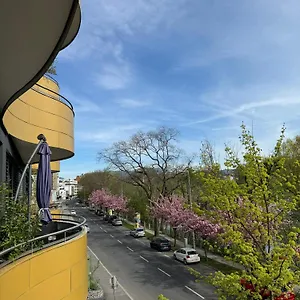 Apartment Reside In The Golden Wave, Graz