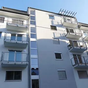 Apartment Chads Mit Tiefgarage, Graz