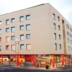 Western Plaza Hotel